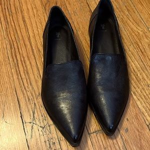 Fry Women’s  Kenzie Venetian Slip on Loafers  New with dust bag no box